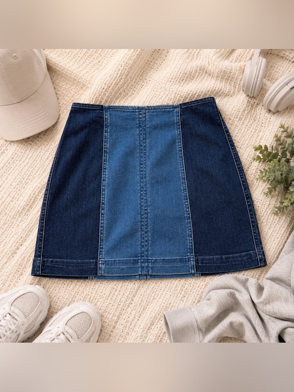 PacSun Colorblock Denim Mini Skirt Size 25 Y2K Blue Jean Skirt